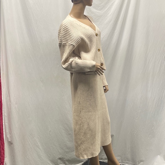 Time and Tru Women's Cream Ribbed Knit Skirt & Sweater Set - Picture 4 of 8